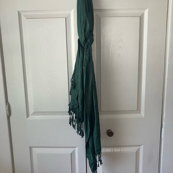 Dark Green 100% Cashmere Pashmina Scarf w/Fringe NEW - Picture 2 of 12